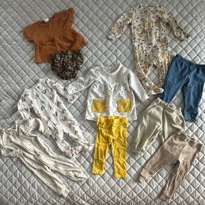Baby Girl 9-12 month Clothing Bundle!! 💗